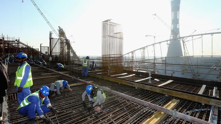 FIFA、カタールW杯労働者への補償を求める委員会勧告を拒否