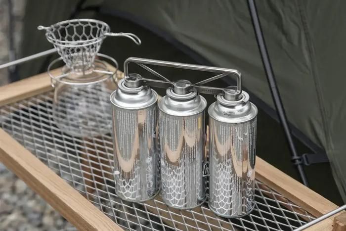 Olddog OriginalのGESO holderをはめたCB缶