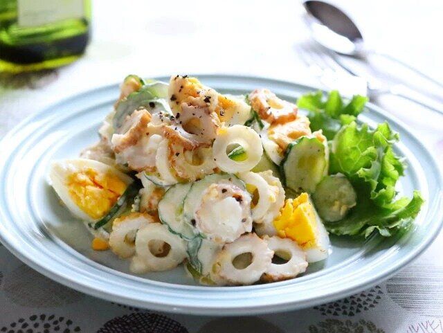 これはもはやおかず！「ちくわと玉子のサラダ」