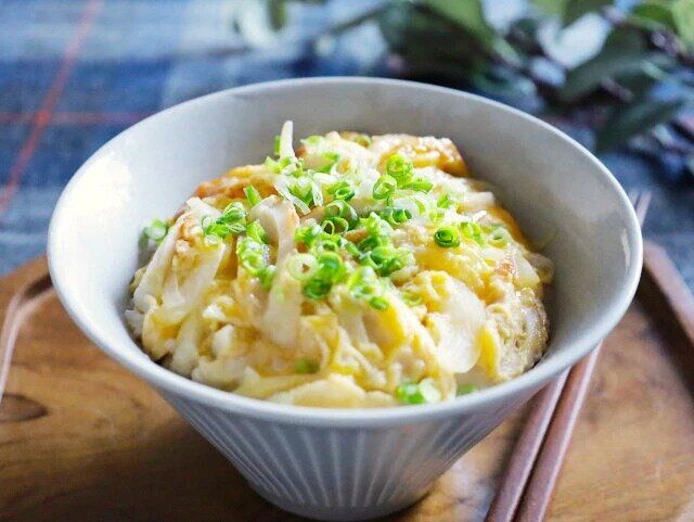 何もしなくても勝手に美味しい「ちくわのとろとろ卵とじ丼」