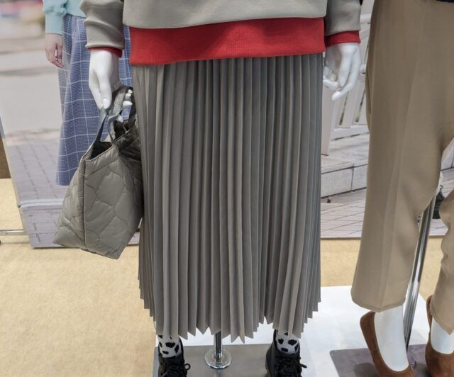 撥水スエードライクプリーツスカート