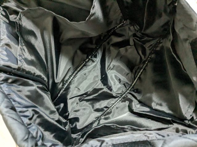 メイン収納スペース