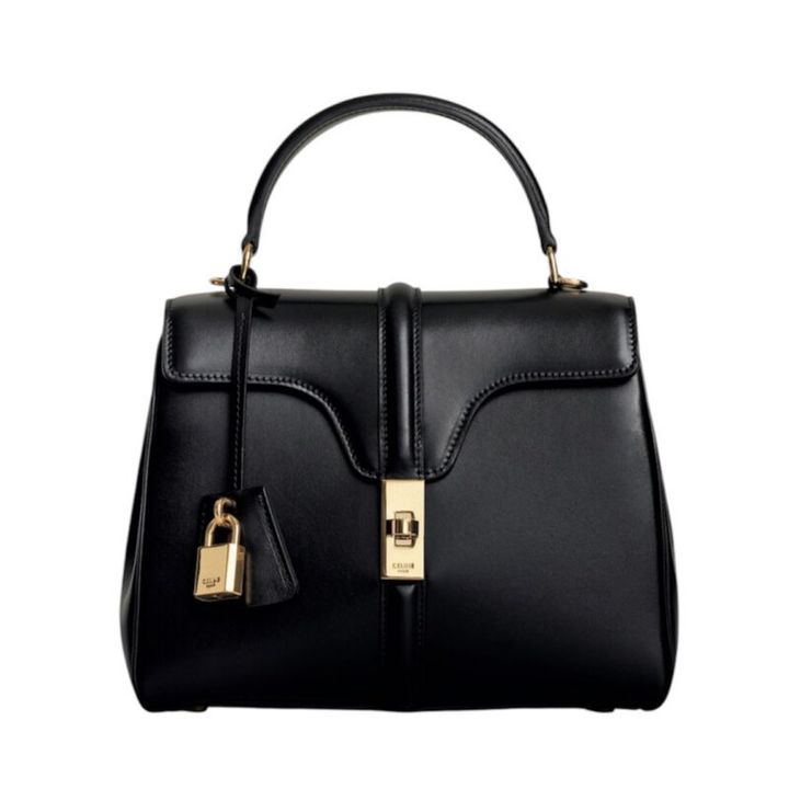 セリーヌの黒バッグ16（セーズ）