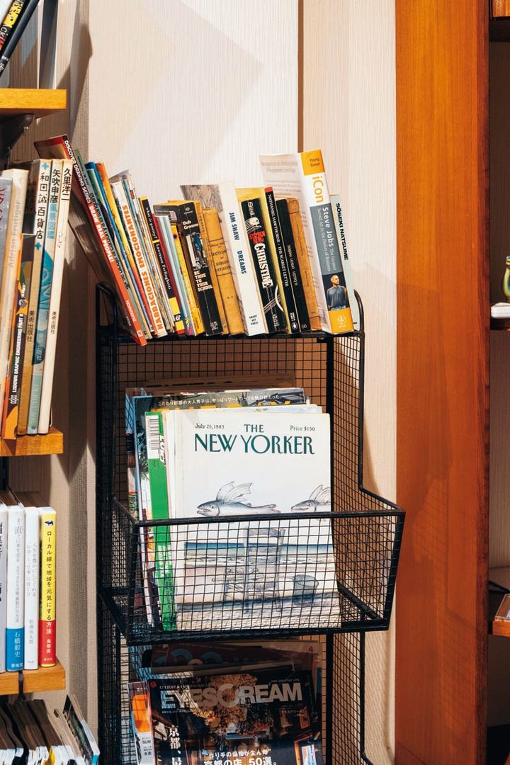 Cha Cha Cha Booksの本棚