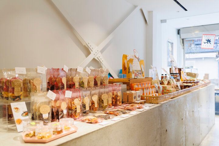 旬の果物が主役♪ 奈良のフルーツパーラー「堀内果実園 奈良三条店」へ