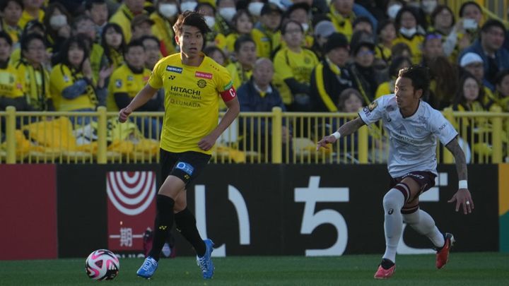 J1柏主将DF古賀太陽が相方と見せた大迫封じ「自分たちは自力で残留を決められる」と、ATの悪夢を糧に最終節の勝利を誓う