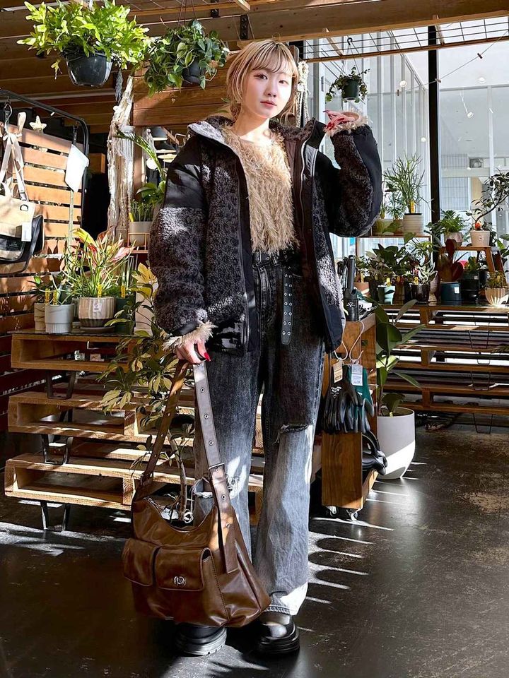 画像2: 出典：and ST