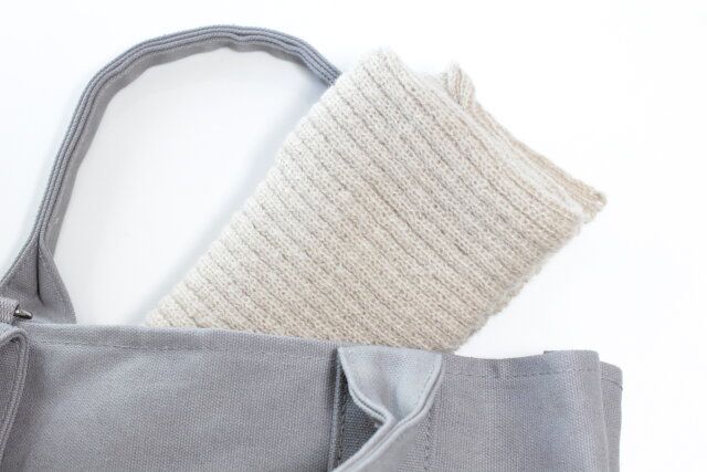 ダイソー タートルネックウォーマー 持ち運び