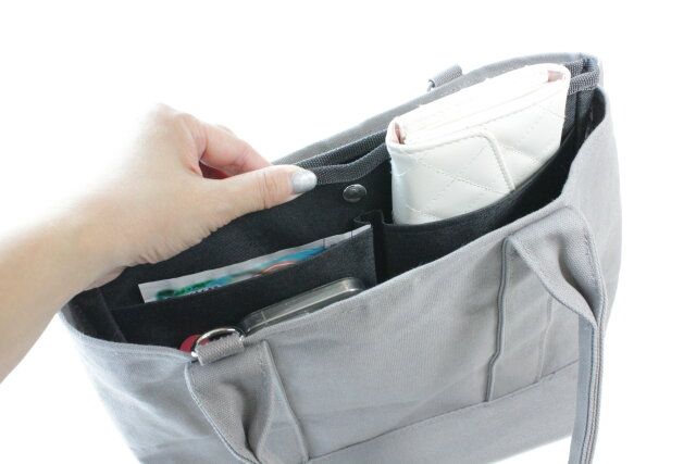 ダイソー バッグインバッグ（27cm×21cm×2.5cm、BK） 収納