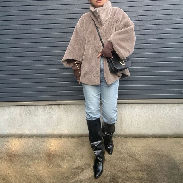 ファーブルゾンを着たコーデ