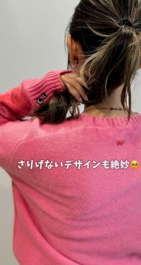 UNIQLOのピンクニット2