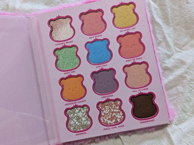 Care Bears™×SHEGLAMコラボの写真