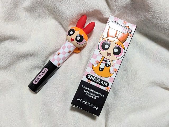 The Powerpuff Girls×SHEGLAMのコラボ写真