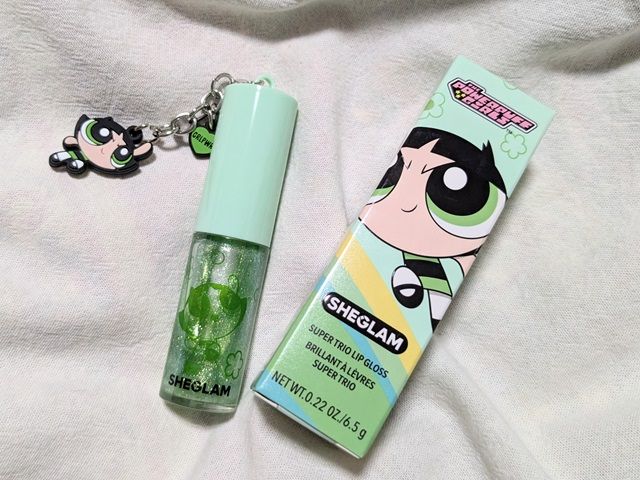 The Powerpuff Girls×SHEGLAMのコラボ写真