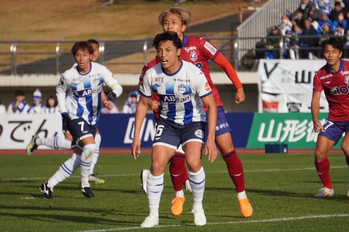 J1昇格PO準決勝でモンテディオ山形は岡山に0-3敗退…山形DF山田拓巳「我慢するところをきょう我慢できなかった」