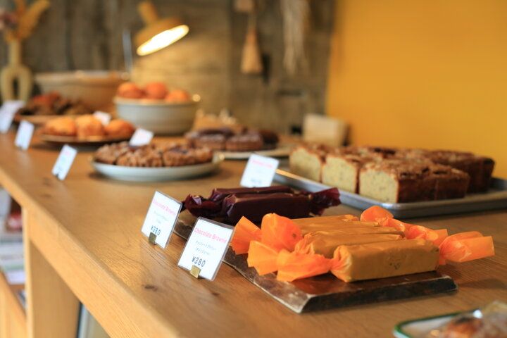 お土産にもぴったりな焼き菓子がいっぱい。伊勢・外宮近くのベイクショップ「tomona Baked＆Cakes shop」