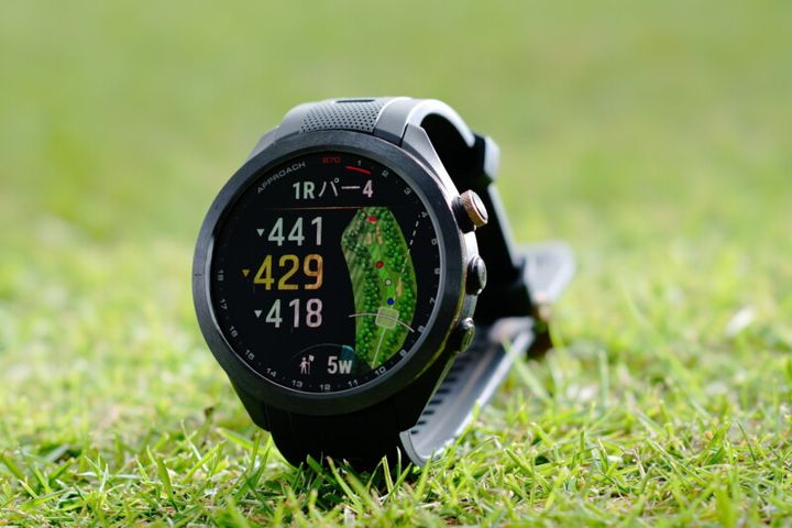 学習する距離計測器でコースを制す！GARMINの最新モデルの性能とは