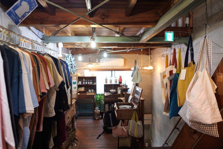 尾道の迷路のような路地裏で見つけた♪ 雑貨×コーヒー×焼き菓子の店「巡 meguru」