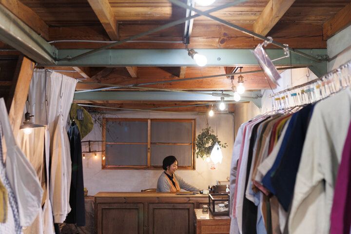 尾道の迷路のような路地裏で見つけた♪ 雑貨×コーヒー×焼き菓子の店「巡 meguru」