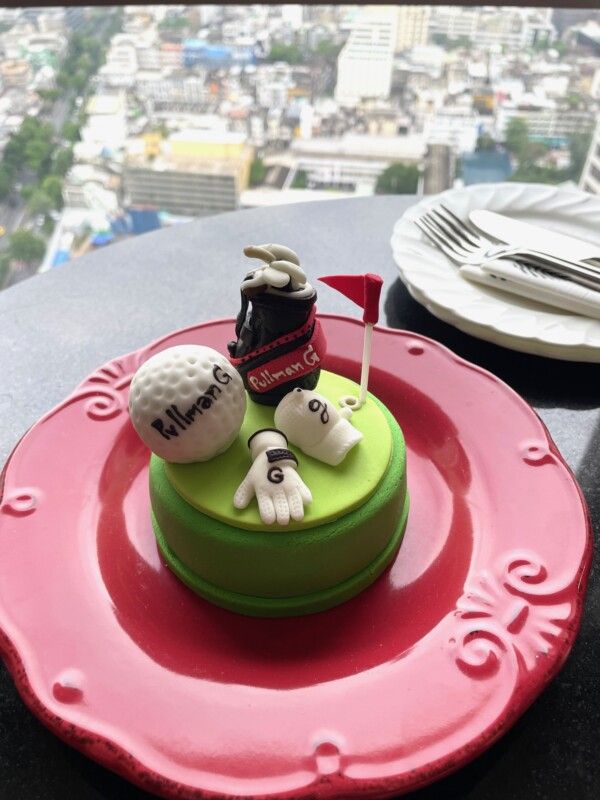 バンコクの名門コースで極上なゴルフ体験を！現地の人気スポットも紹介