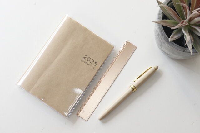 セリア アルミ定規 15cm デザイン