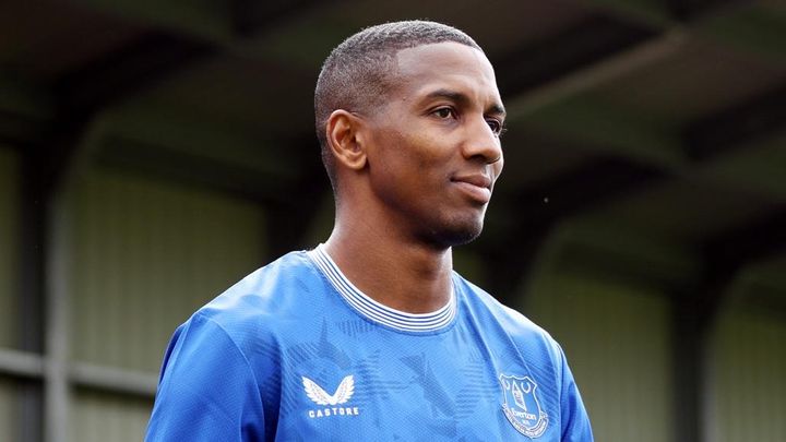 39歳の元代表選手、18歳の息子とプロの舞台で親子対決へ！「夢が叶う」と興奮