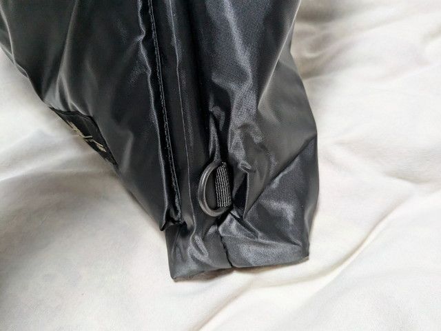 3WAY仕様のヘルメットバッグ