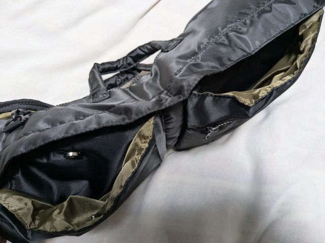 3WAYヘルメットバッグのフロントポケット