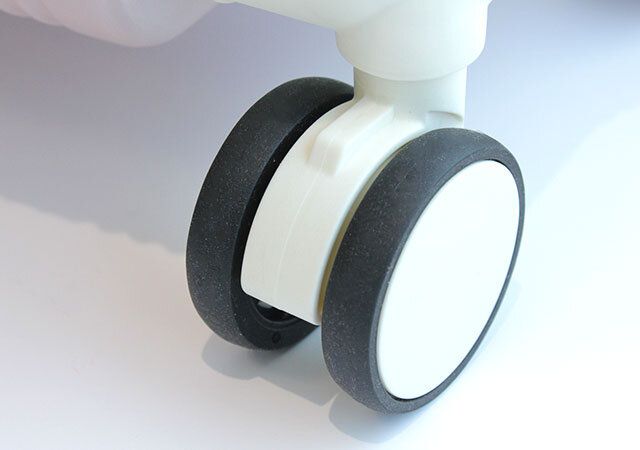 宝島社元CAおすすめスーツケースダブルキャスター