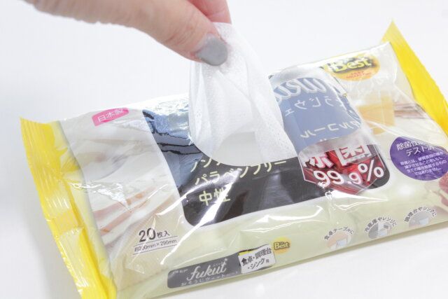 ダイソーの取り出しやすいエルモアfukutおそうじシート キッチン用除菌99.9%