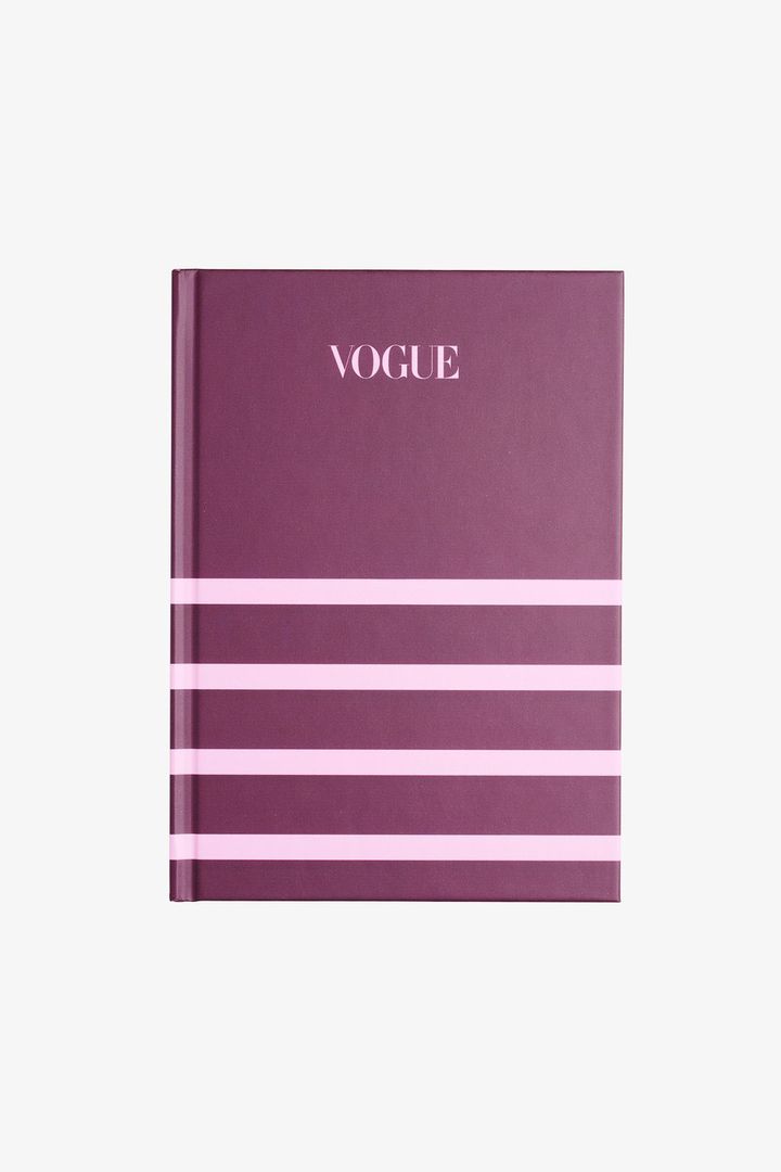 『VOGUE』ハードカバーノートブック バーガンディー × ピンク ￥5,280