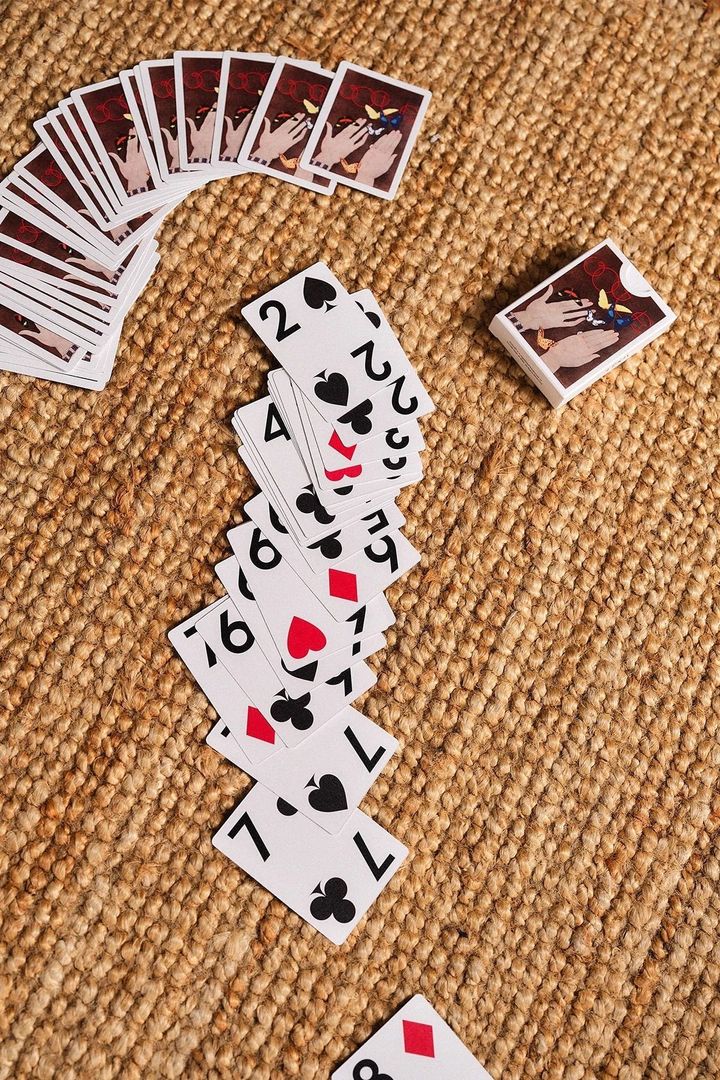 『VOGUE』アーカイブカバートランプ ￥3,300