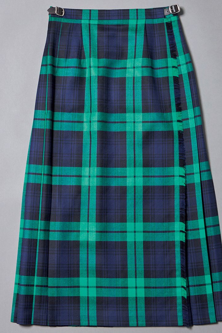 秋冬コーデが鮮やかになる！おしゃれなチェック柄ラップスカート10選