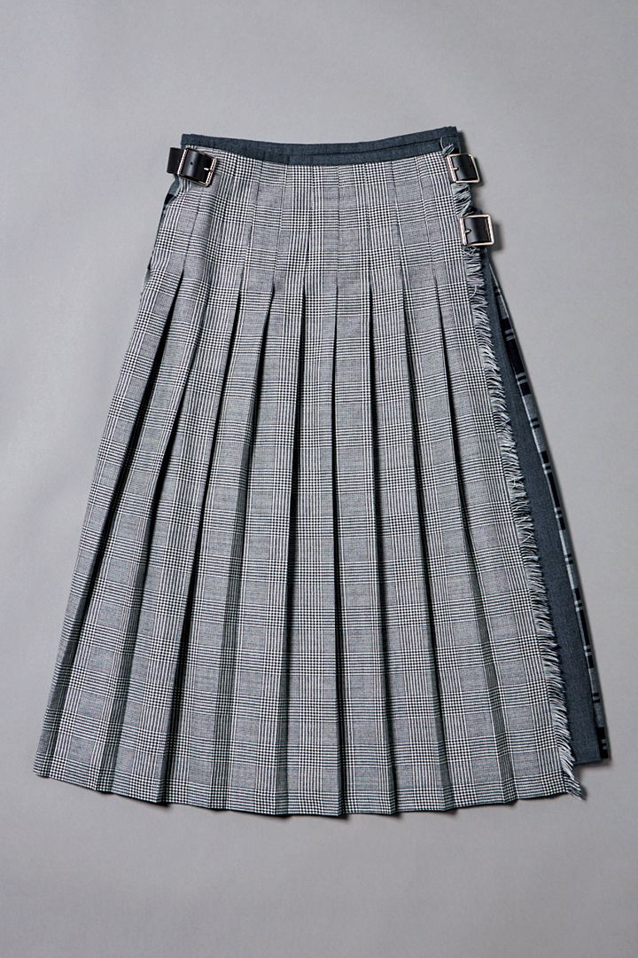 秋冬コーデが鮮やかになる！おしゃれなチェック柄ラップスカート10選