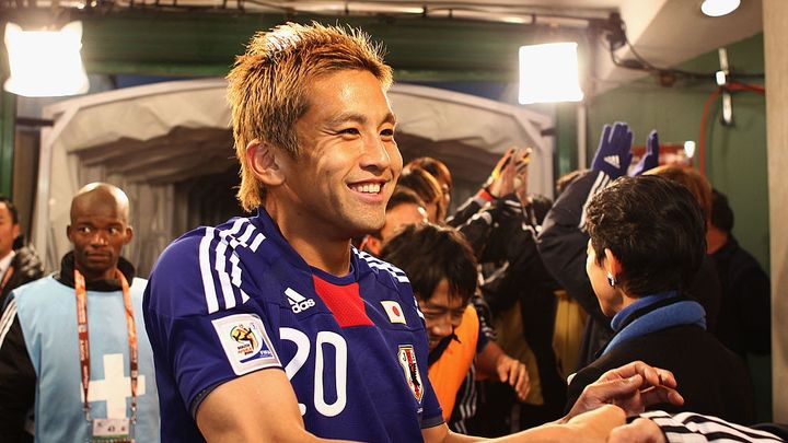 日韓W杯から22年…45歳の元日本代表が現役引退を発表 「南葛SCという素晴らしいクラブでキャリアの最後を迎えることができ…」