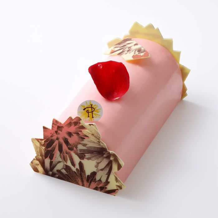 《ピエール・エルメ・パリ》2024年クリスマスに鉱物を彷彿とさせる神秘的なケーキが登場！予約受付中