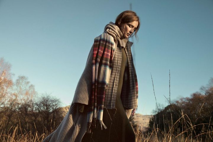 画像1: Johnstons of Elgin 2024-25年秋冬コレクション 出典：ジョンストンズ オブ エルガン