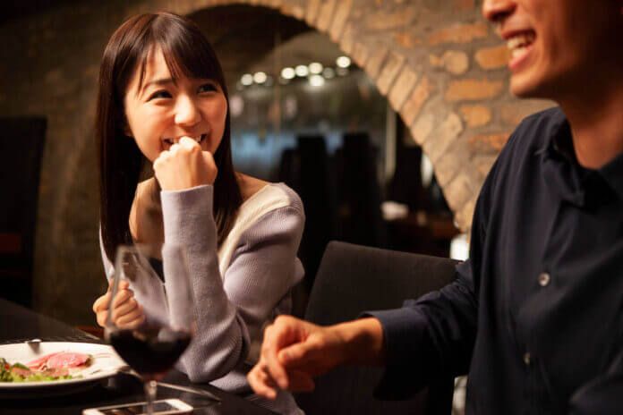 なかなか手に入らない…！ 男性を夢中にさせる沼系女子の特徴6つ