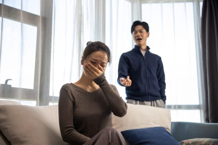 生きている価値がない…⁉ 言葉のDVへの対処法3選