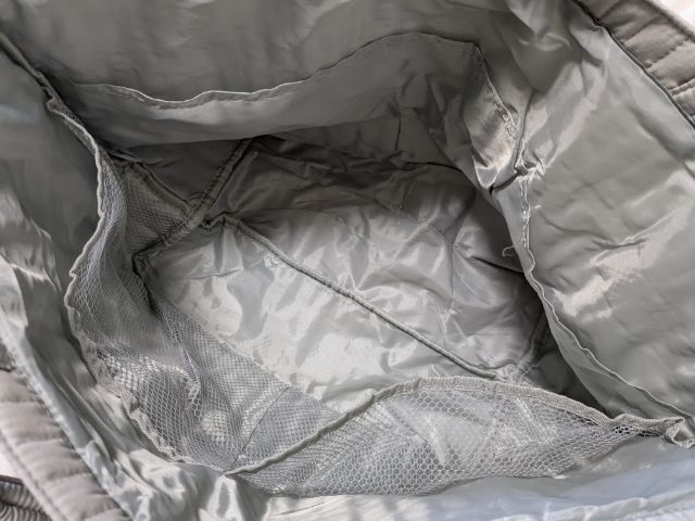 バッグ内部