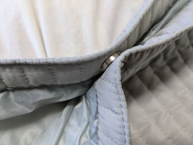 マグネットボタン