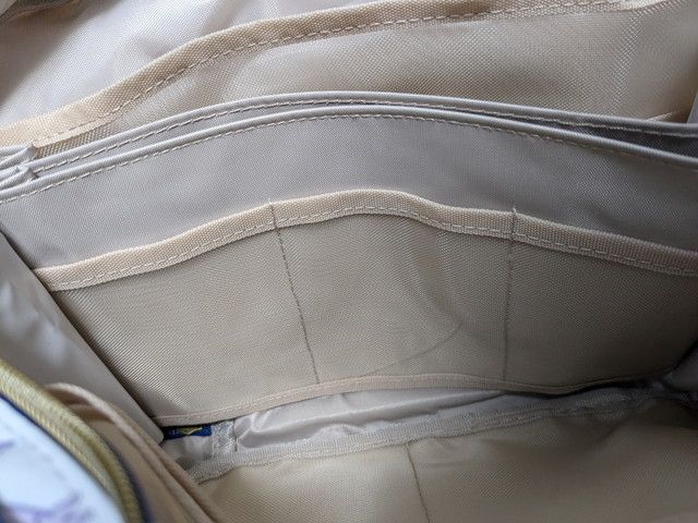 文具ポーチのメッシュポケット