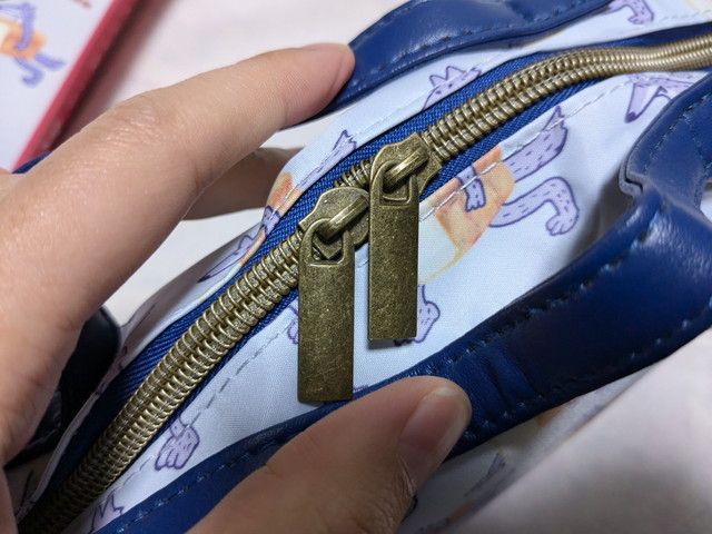 文具ポーチのジッパー