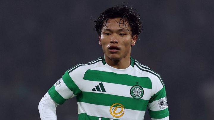 27歳の日本代表司令塔、天王山で胸トラップ→芸術ボレーの決勝弾！監督も「本当に素晴らしい」と激賞