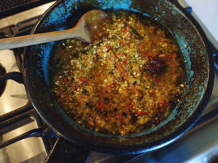 フレッシュ唐辛子のガーリックチリオイル