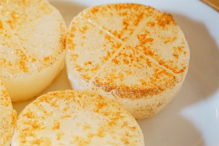 お醤油で焦げめをつける