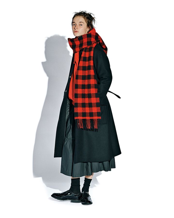 【2024-2025冬】ワンピースに重ねるコートの正解は？バランス良くおしゃれに見えるお手本コーデ8選