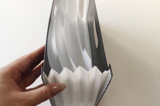 セリア ドキュメントスタンド スリムタイプ じゃばら