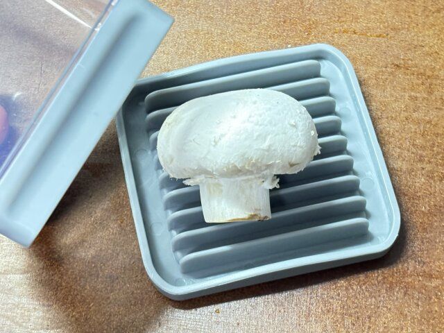 キャンドゥ カップスライサー 使用例 マッシュルーム