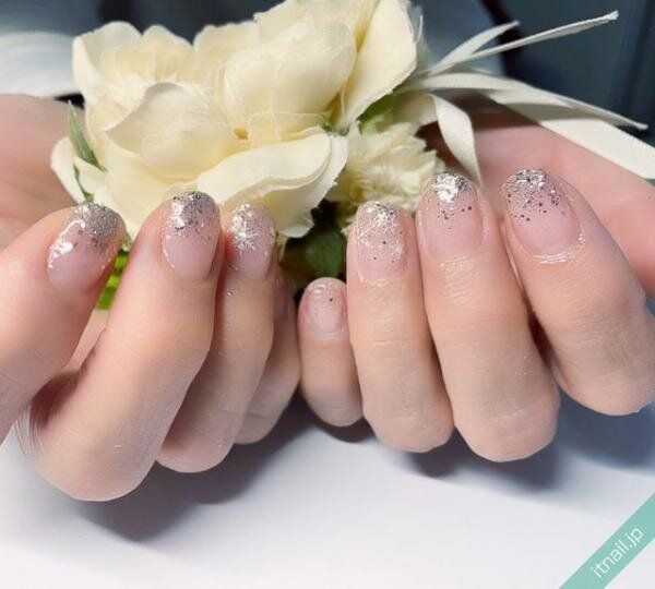 ネイルサロンメィプルが投稿したネイルデザイン [photoid:I0123706] via Itnail Design (743740)